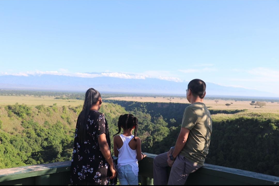 Traveling With Children On Safari In Uganda 2